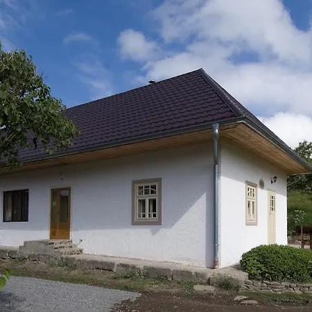 会泽茨瓦卢酒店 - 拉斯托米加 * Pliešovce